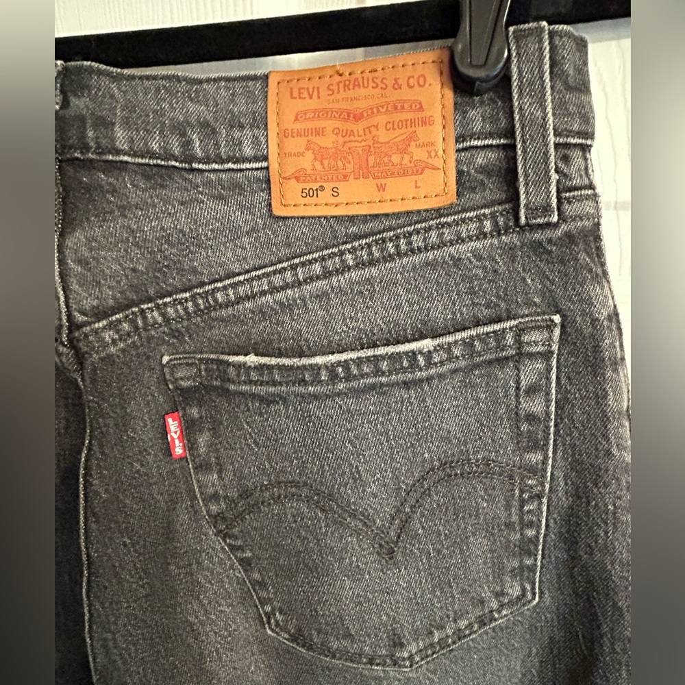 Levi's 501 Gray Jeans